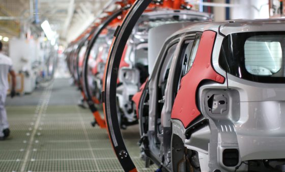 Falta de peças impede crescimento do setor automobilístico, afirma Sincopeças