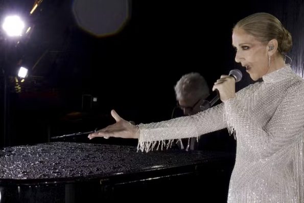 ‘Com ou sem medalha, seu sonho se tornou realidade’, diz Céline Dion em abertura